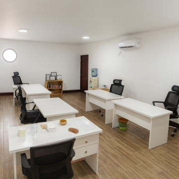 f4bb578f-7c25-4a00-af13-4d044c5a59f2